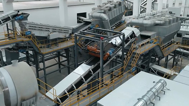 垃圾處理廠配置一套垃圾分揀生產(chǎn)線設(shè)備需要投資多少錢(qián)